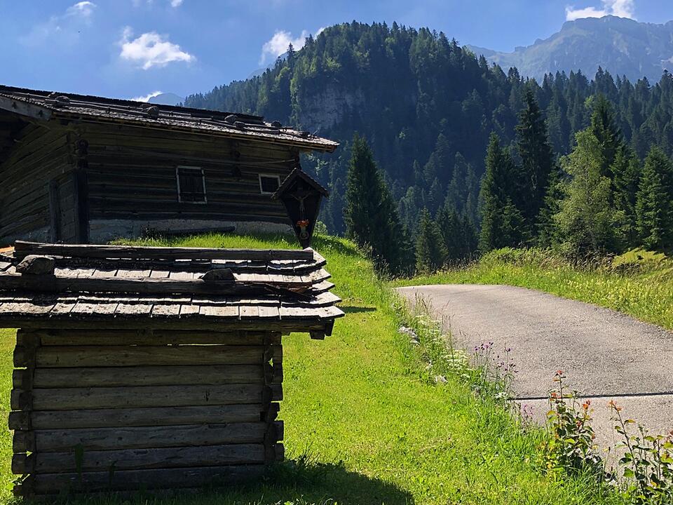 rifugio fonteghi ponte tibetano val noana